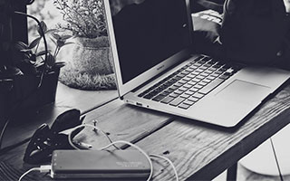 开云APP-100T完胜JDGaming，Crisp送出助攻，展现电竞团队精神