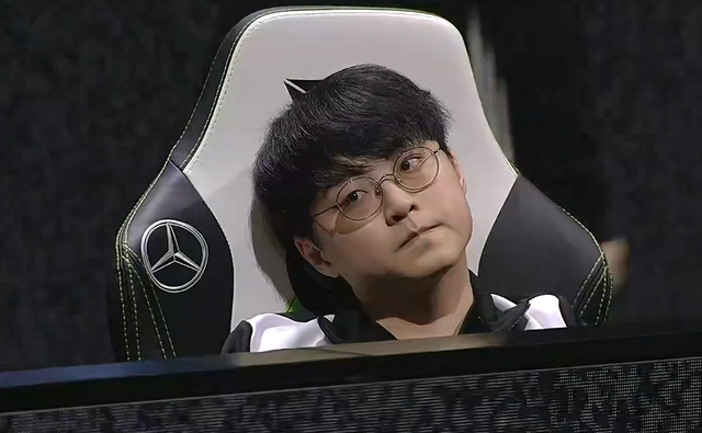 MAD翻盘DRX,ShowMaker极限生还后反打顶尖较量入围赛,点燃全场激情 MAD翻盘DRX,ShowMaker极限生还后反打顶尖较量入围赛,点燃全场激情