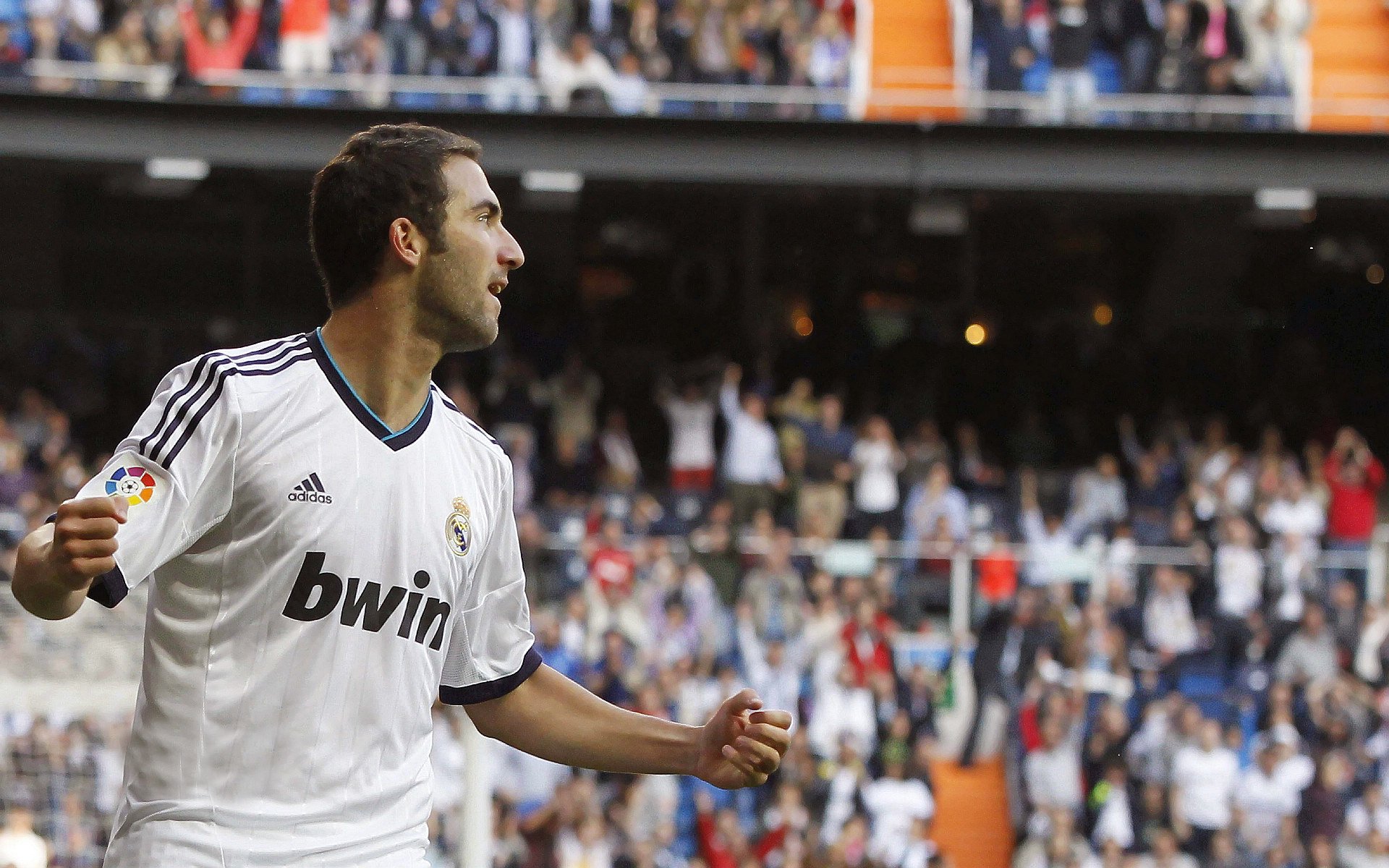 开云体育app-末节狂澜！老鹰展翅撕裂上海防线，切特导演逆转成关键先生