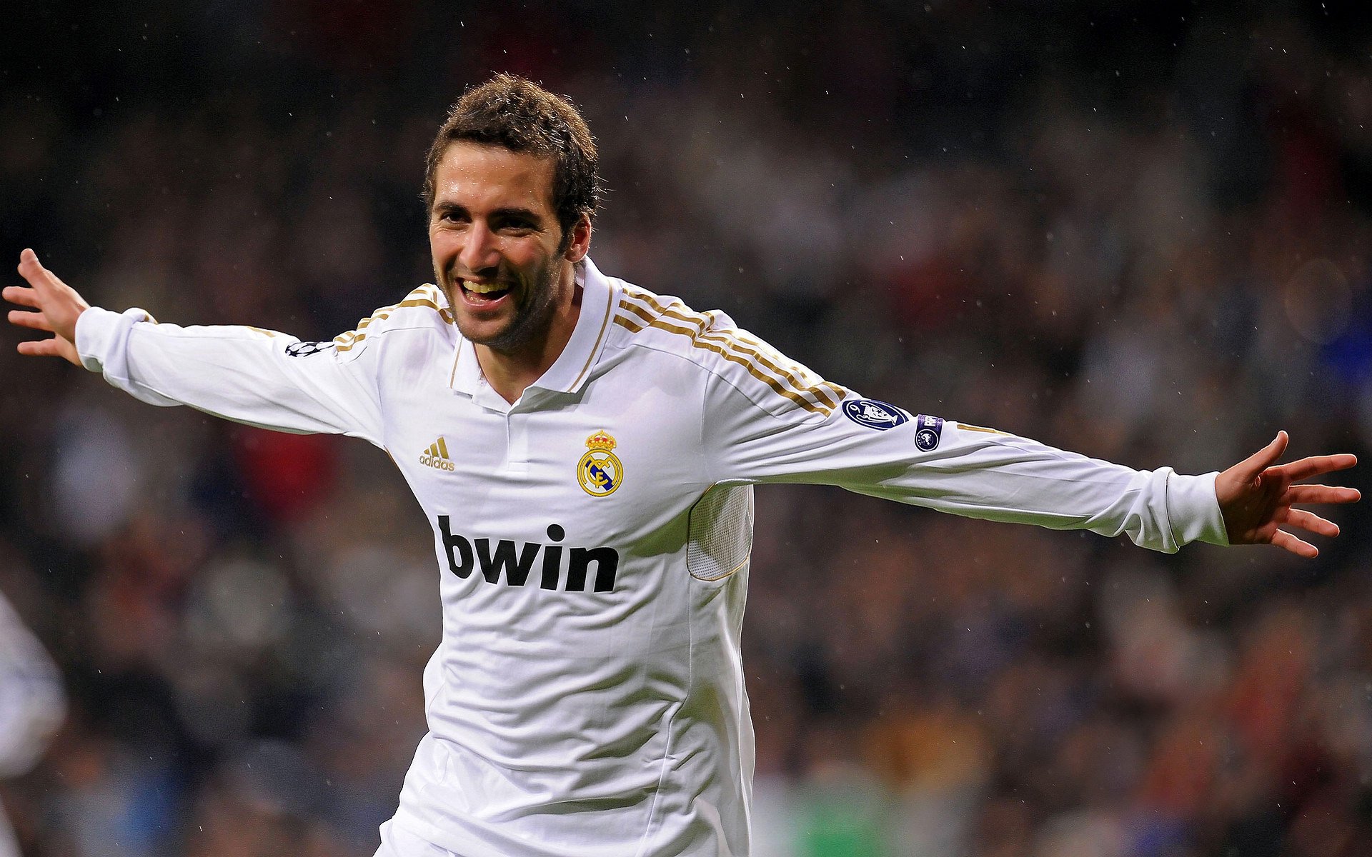 开云官网-希腊对阵洪都拉斯，孔德一骑绝尘，全场最佳无争议